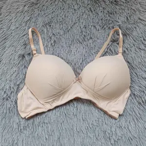 কোডঃ BR12; Bra (Size: 36B)