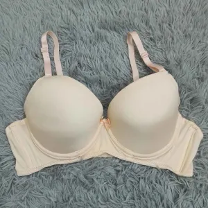 কোডঃ BR147; Bra (Size: 36D)