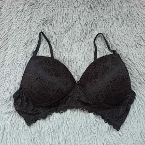 কোডঃ BR10; Bra (Size: 38E)