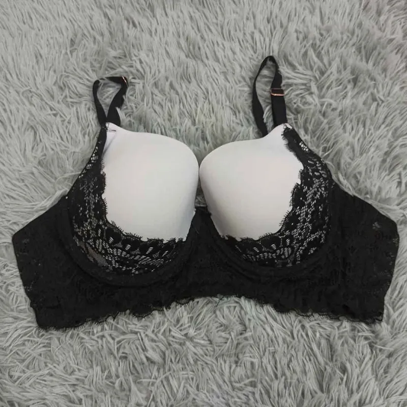 কোডঃ BR121; Bra (Size: 38C)