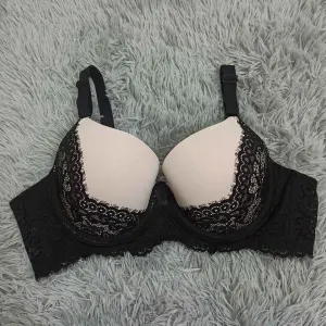 কোডঃ BR123; Bra (Size: 38D)