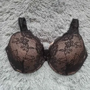 কোডঃ BR38; Bra (Size: 42D)