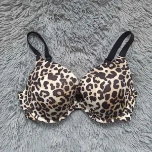 কোডঃ BR39; Bra (Size: 42-44)