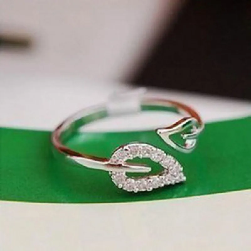 কোডঃ FR08; Leaf Finger Ring